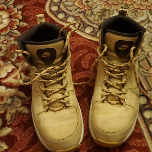 Nike Manoa Boots Mens Size 10 Nike Manoa Boots Mens Size 10